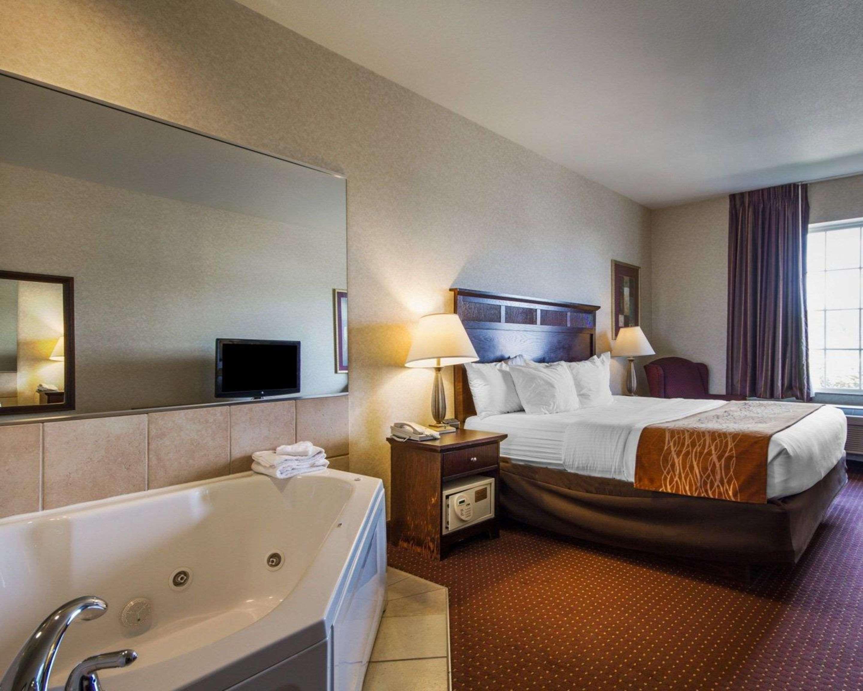 Comfort Inn & Suites Madison North Deforest Dış mekan fotoğraf