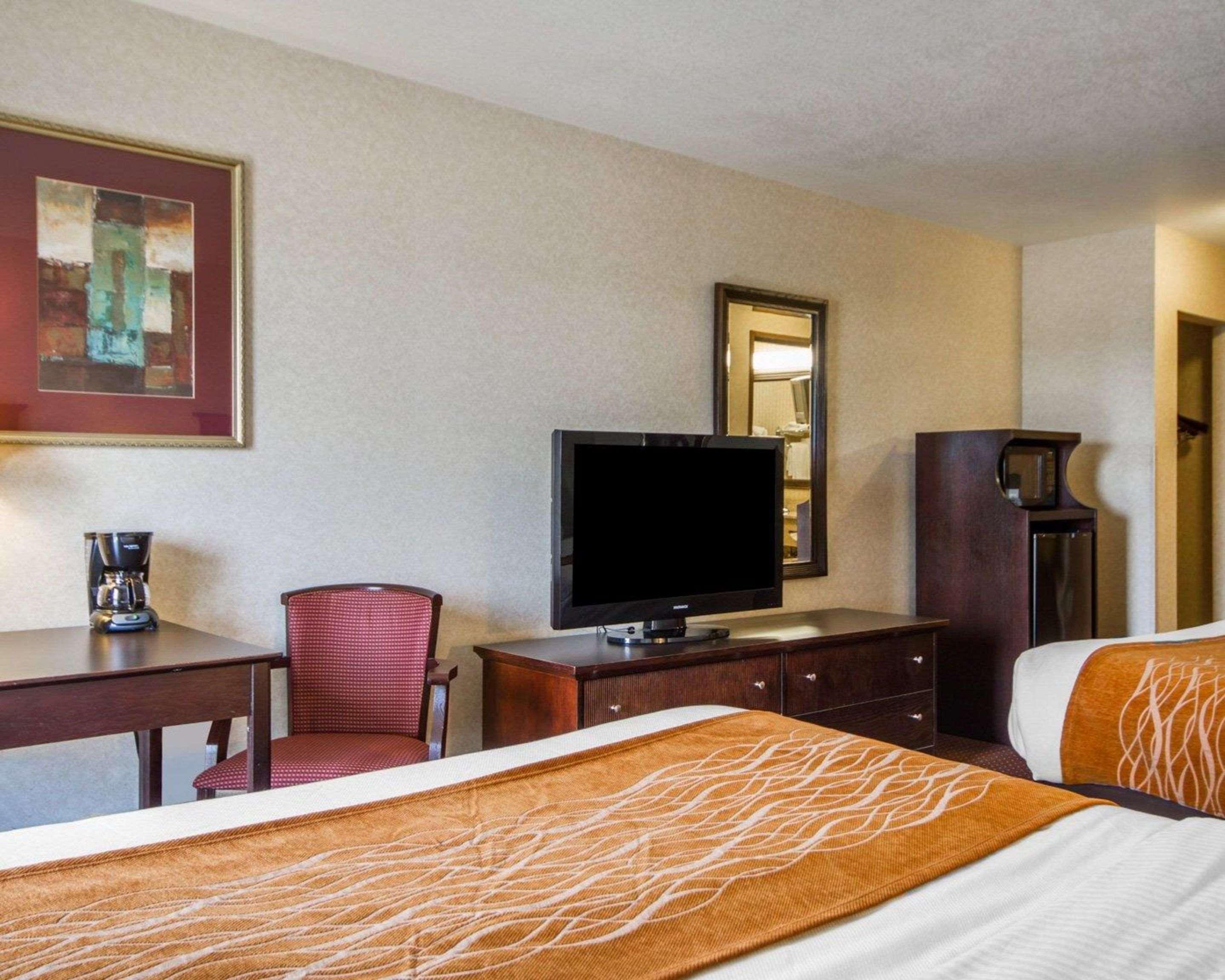 Comfort Inn & Suites Madison North Deforest Dış mekan fotoğraf