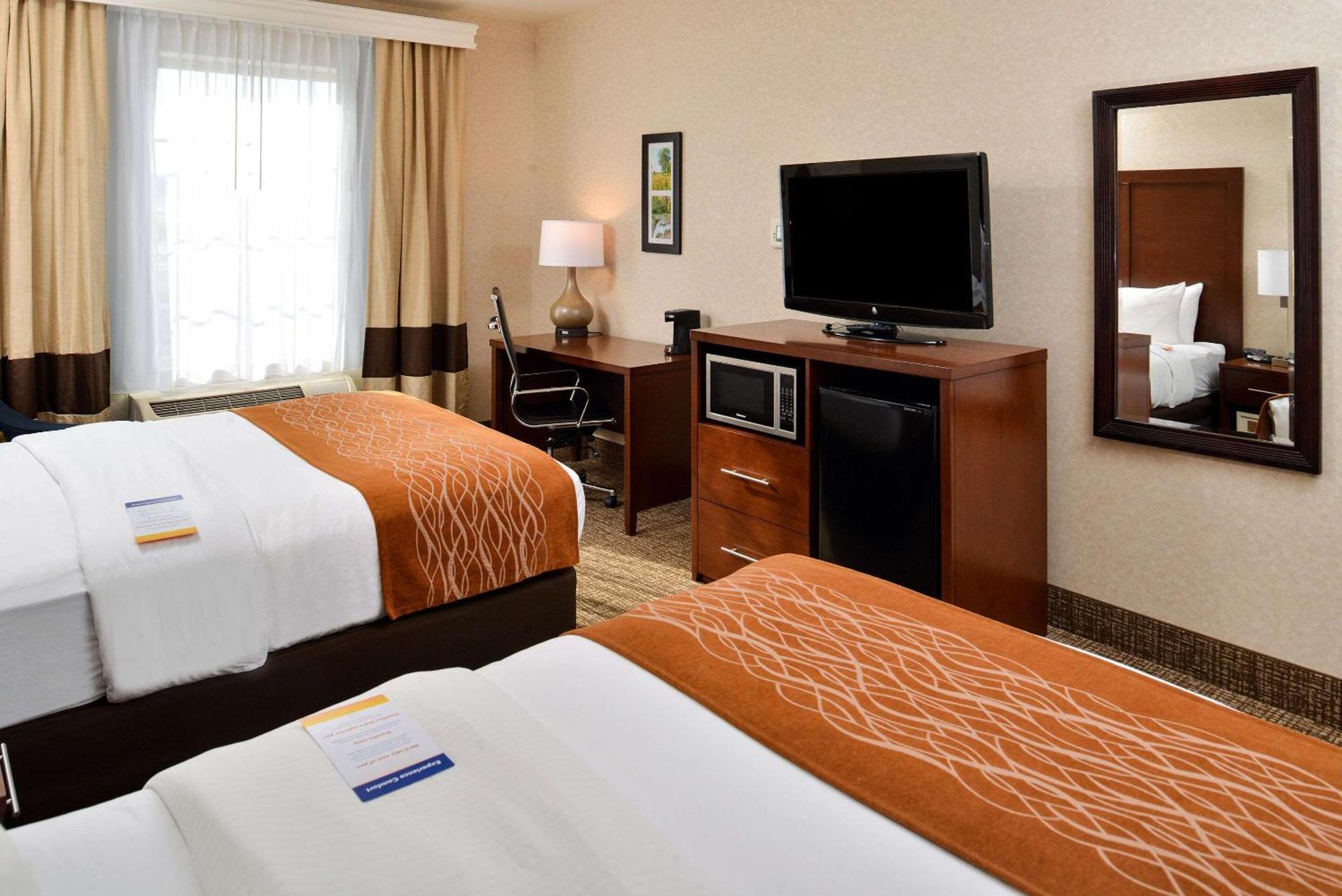 Comfort Inn & Suites Madison North Deforest Dış mekan fotoğraf