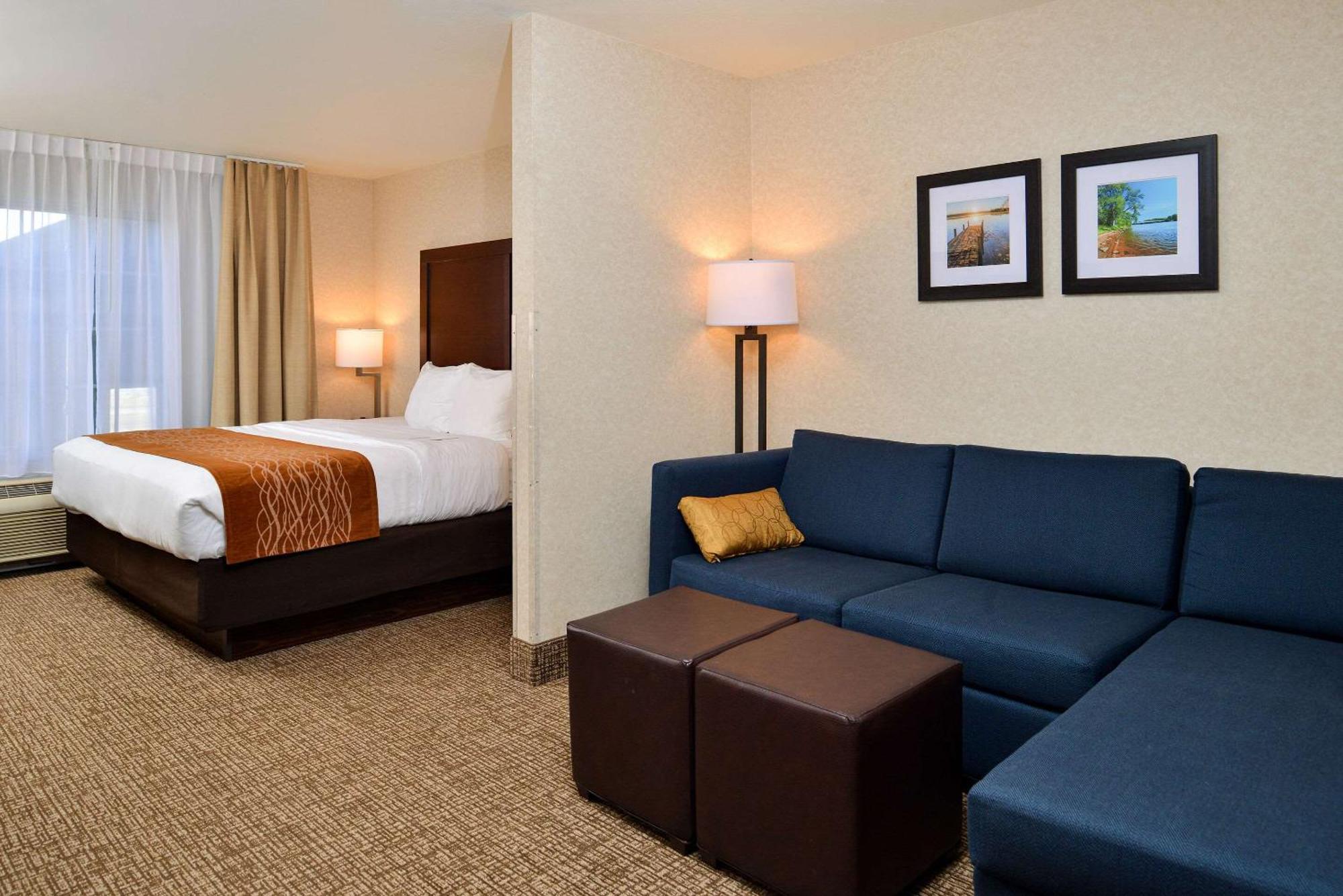 Comfort Inn & Suites Madison North Deforest Dış mekan fotoğraf