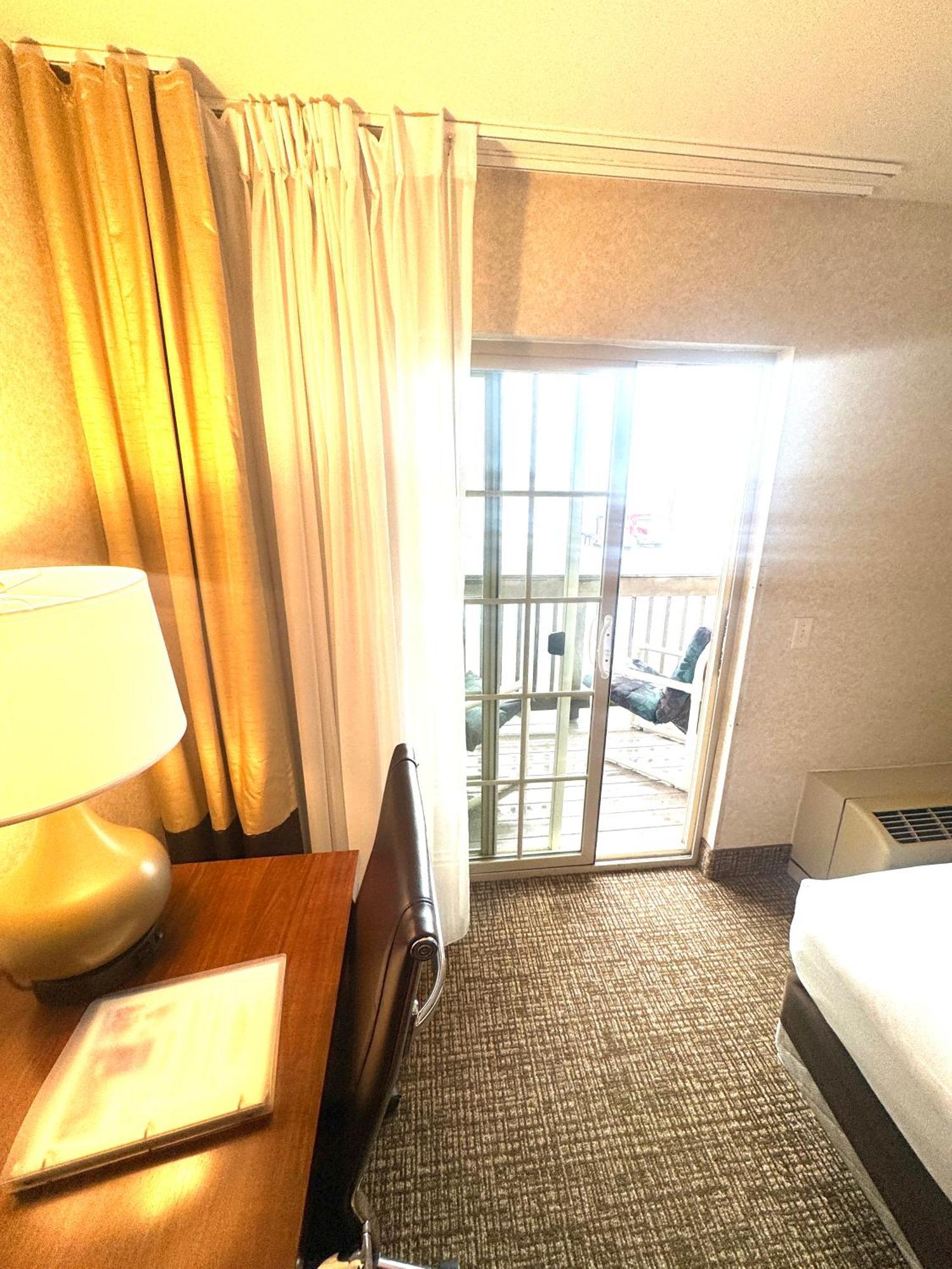Comfort Inn & Suites Madison North Deforest Dış mekan fotoğraf